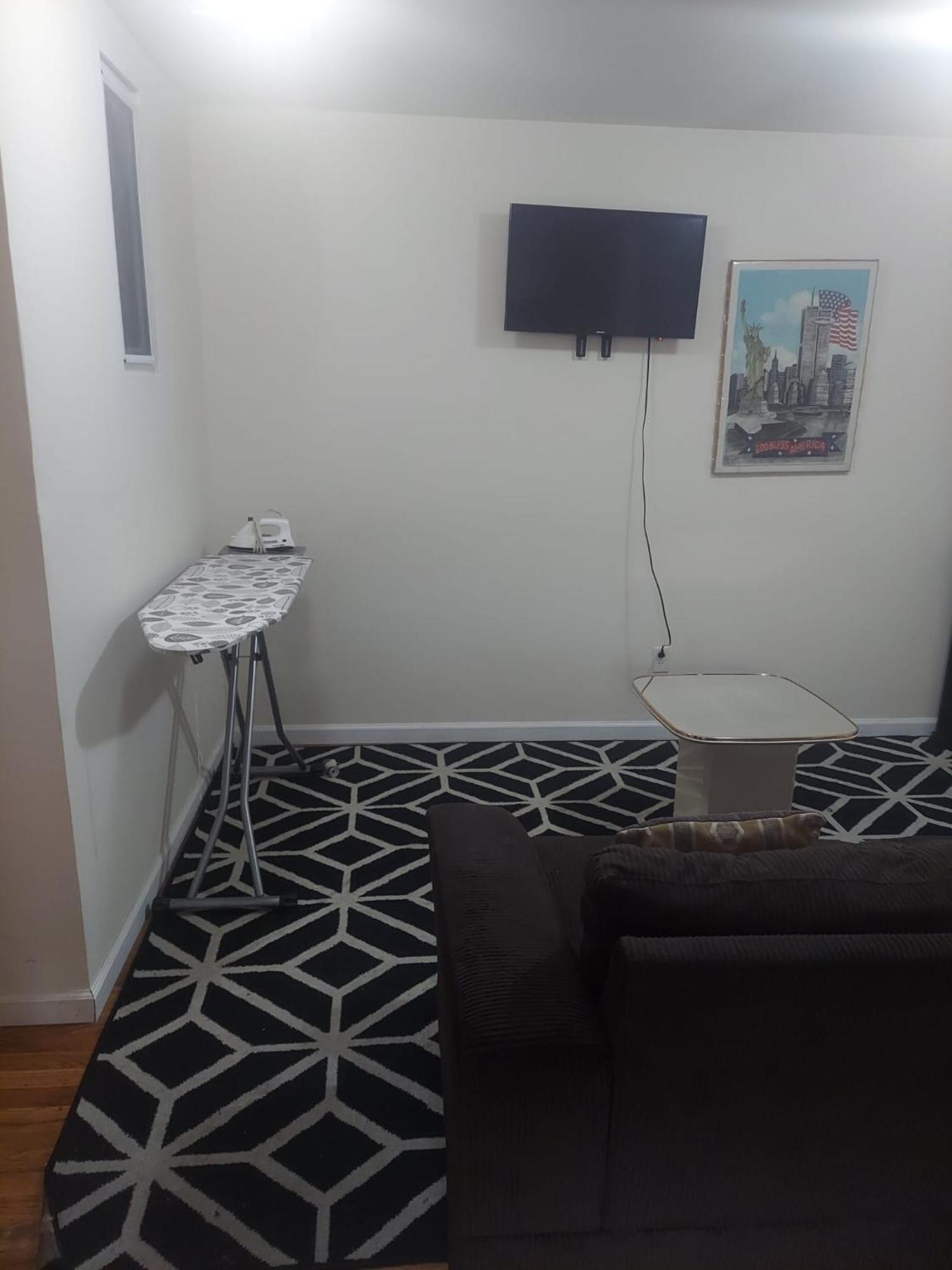 Crystal Room 1 Guest House Near 12Mins To Ewr Airport / Prudential / Njit / Penn Station Newark Exterior foto